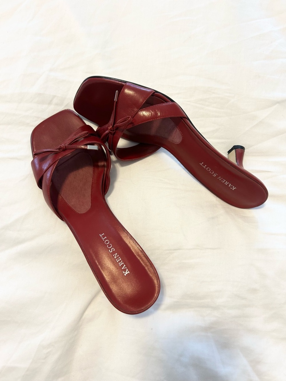 Red kitten heels with bow vintage Y2K sex and the city